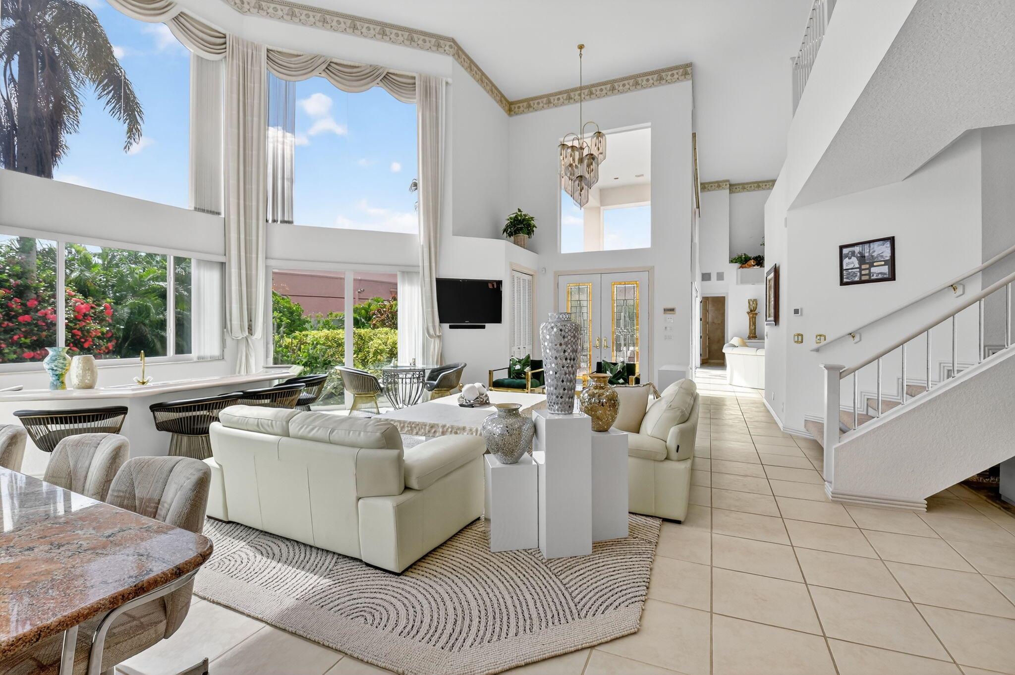 ROYAL HIDDEN COVE- POLO C - Residential