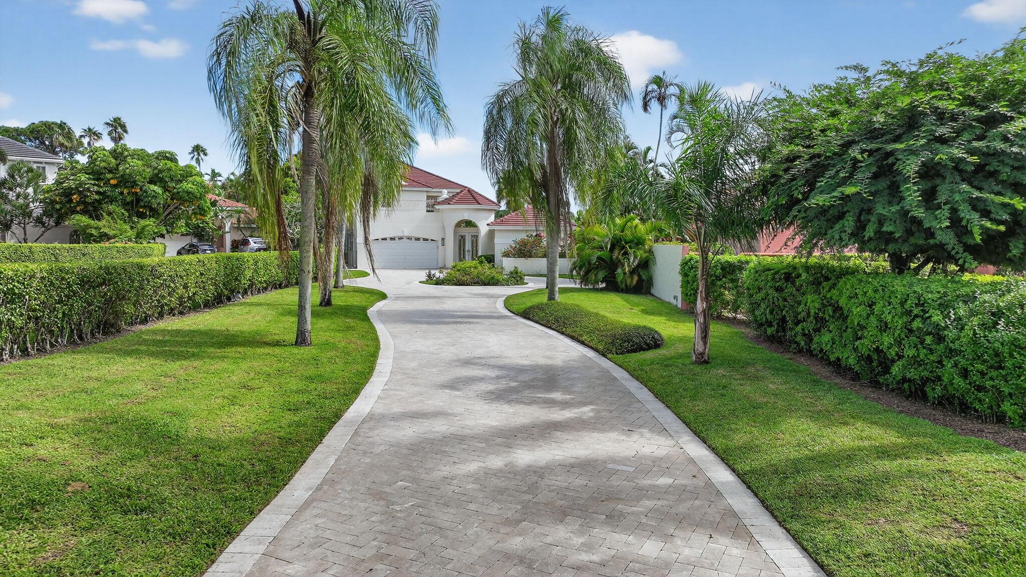 ROYAL HIDDEN COVE- POLO C - Residential