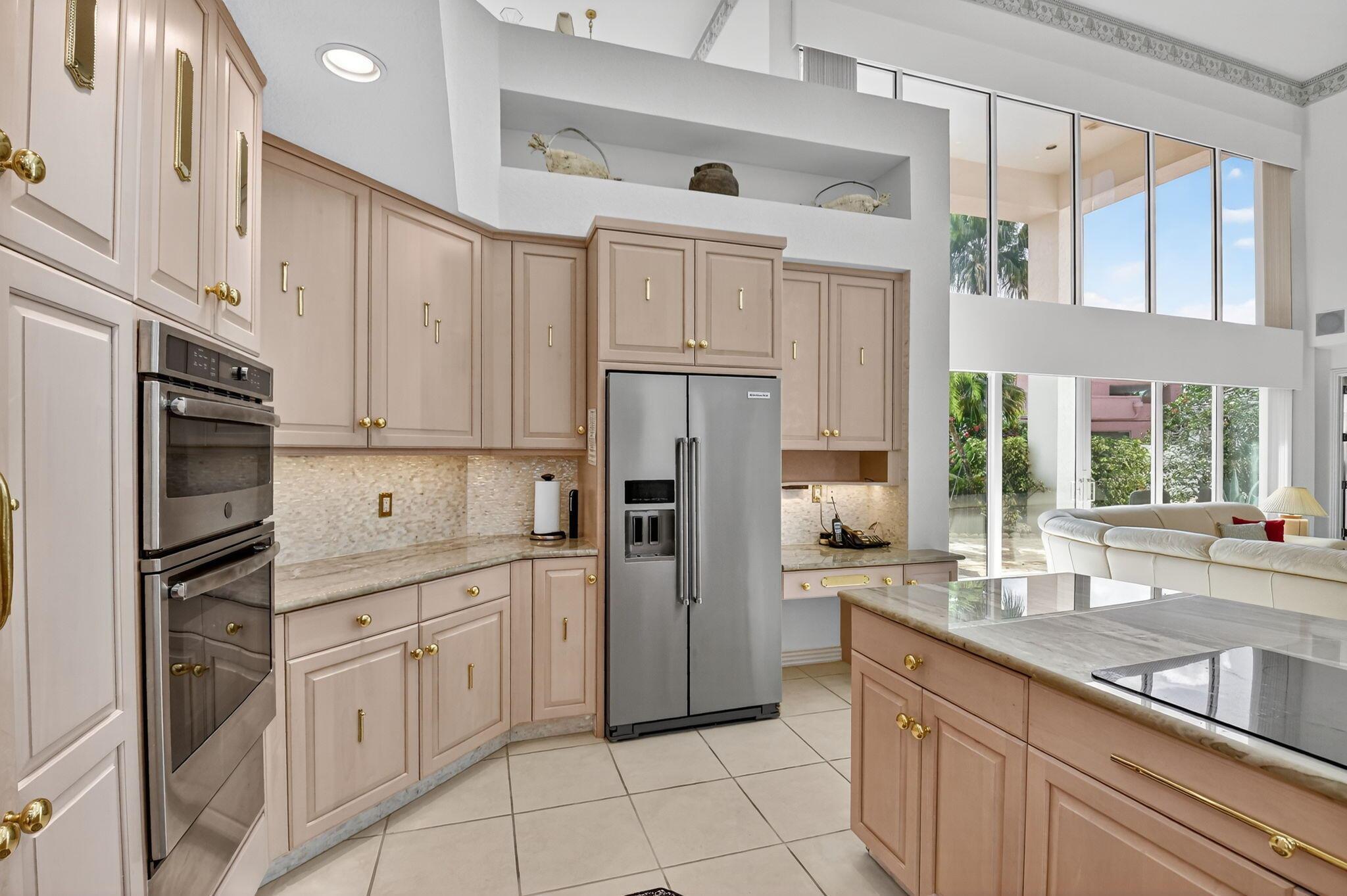 ROYAL HIDDEN COVE- POLO C - Residential