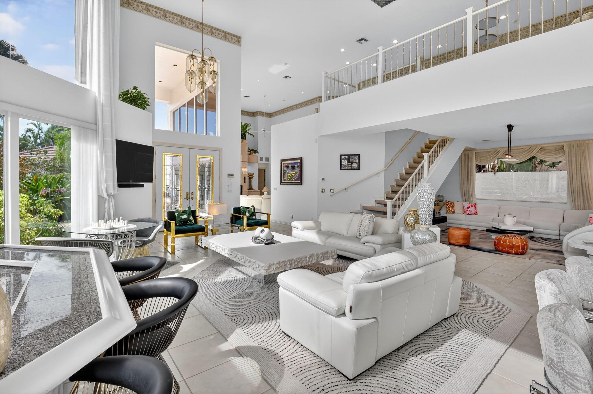 ROYAL HIDDEN COVE- POLO C - Residential