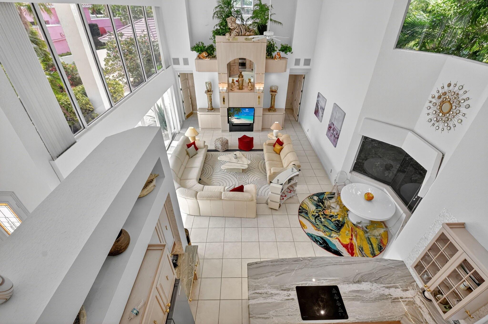 ROYAL HIDDEN COVE- POLO C - Residential