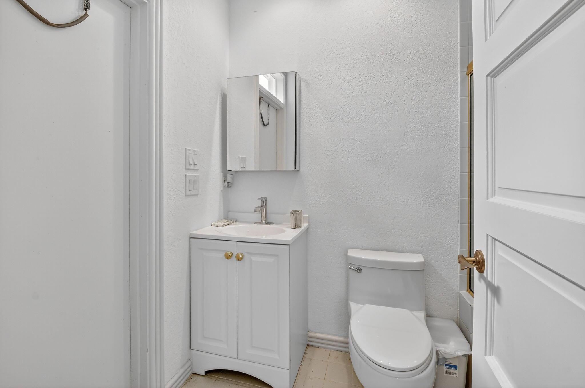 ROYAL HIDDEN COVE- POLO C - Residential