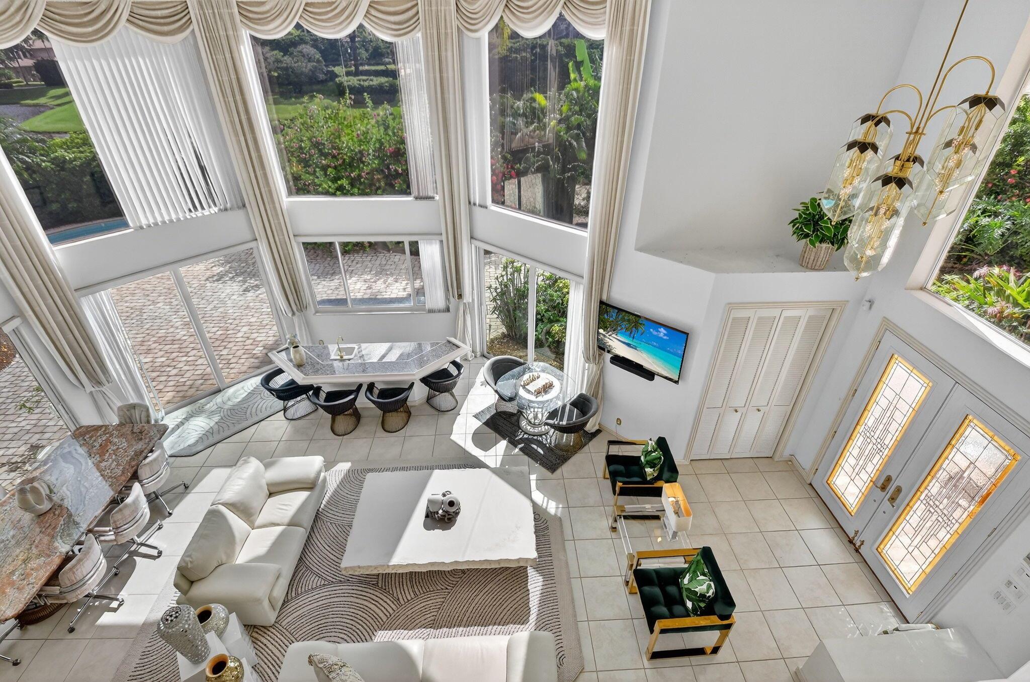 ROYAL HIDDEN COVE- POLO C - Residential