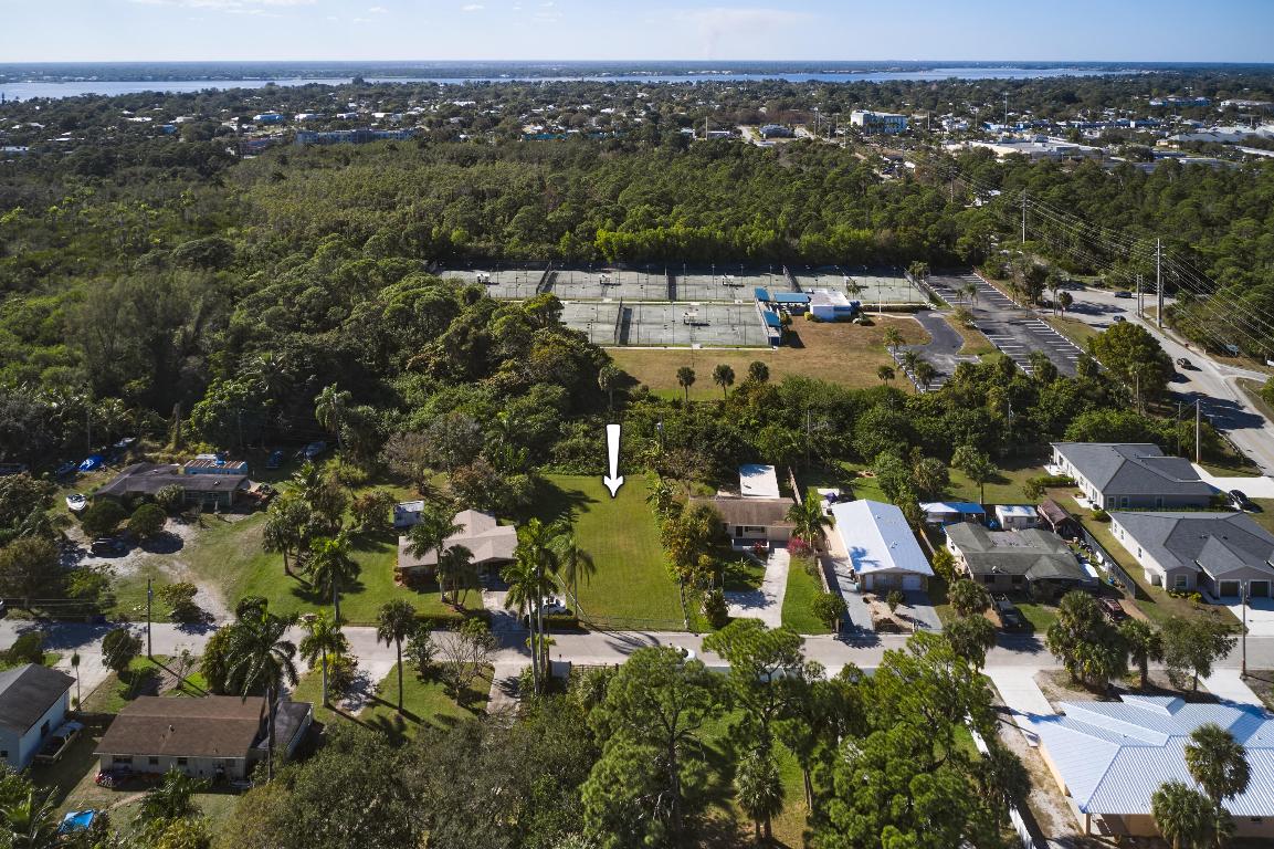 1328 NW Charlie Green Drive