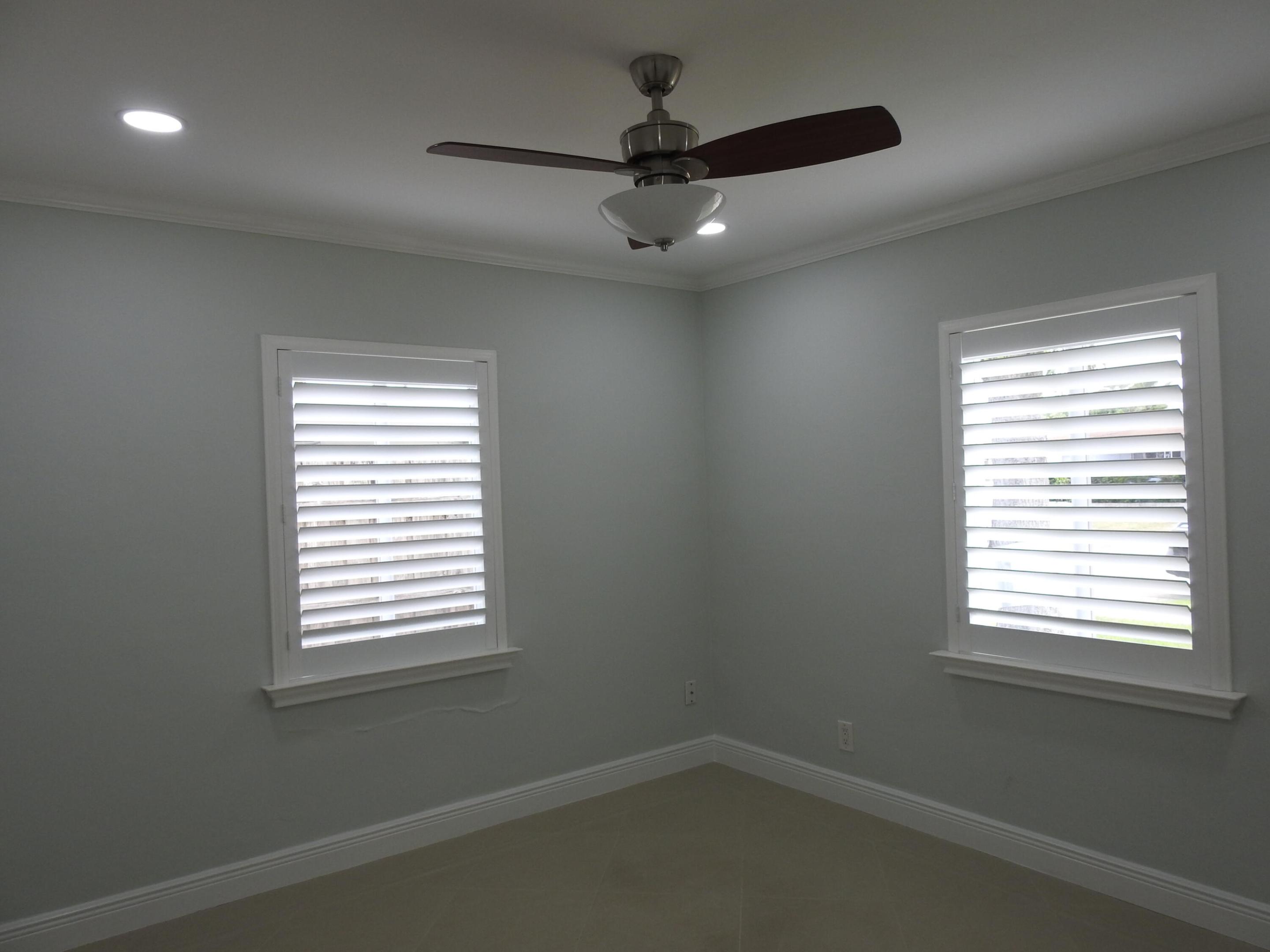 NORTH ANDREWS TERRACE SECOND ADD - Residential Lease
