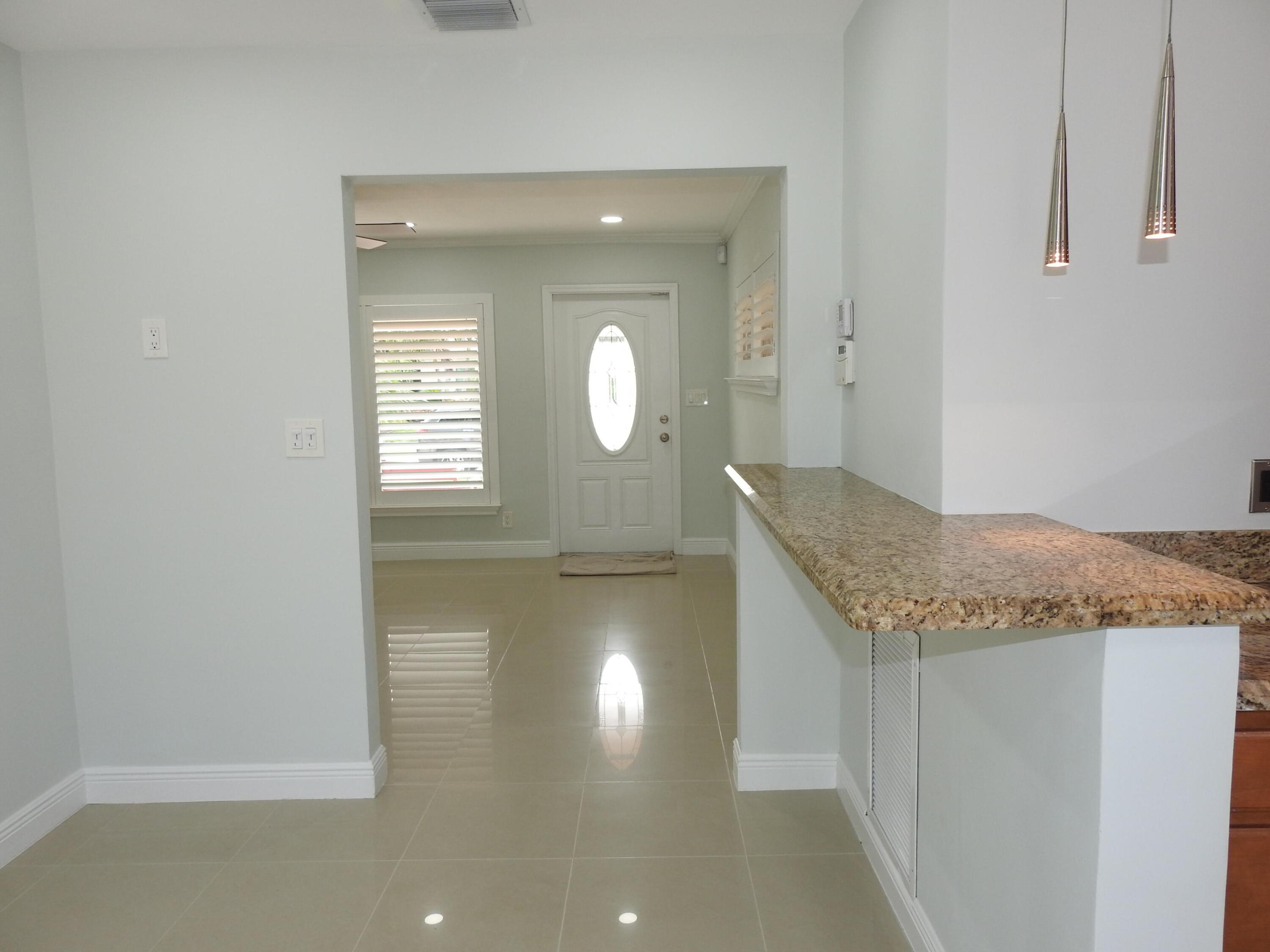 NORTH ANDREWS TERRACE SECOND ADD - Residential Lease