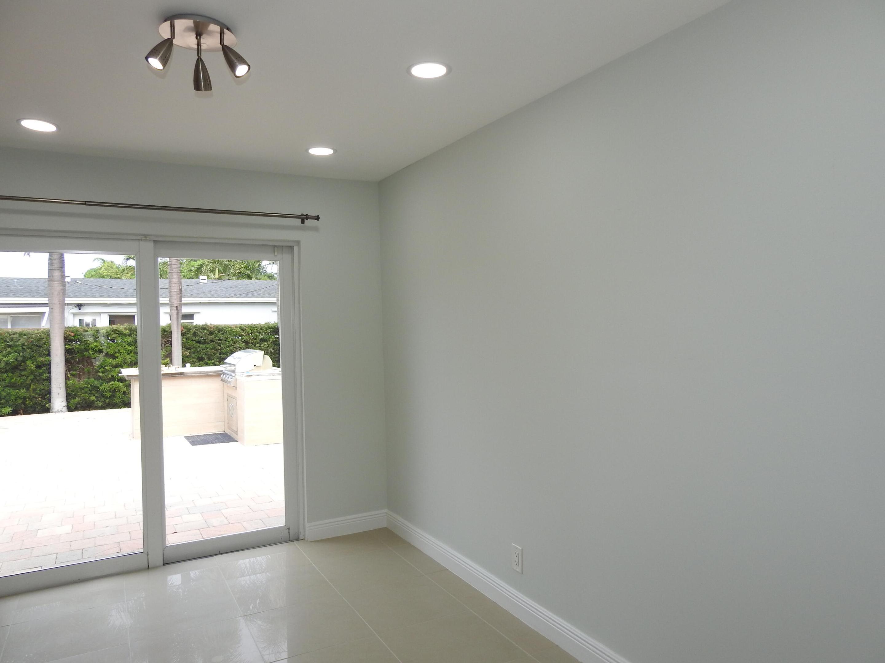 NORTH ANDREWS TERRACE SECOND ADD - Residential Lease
