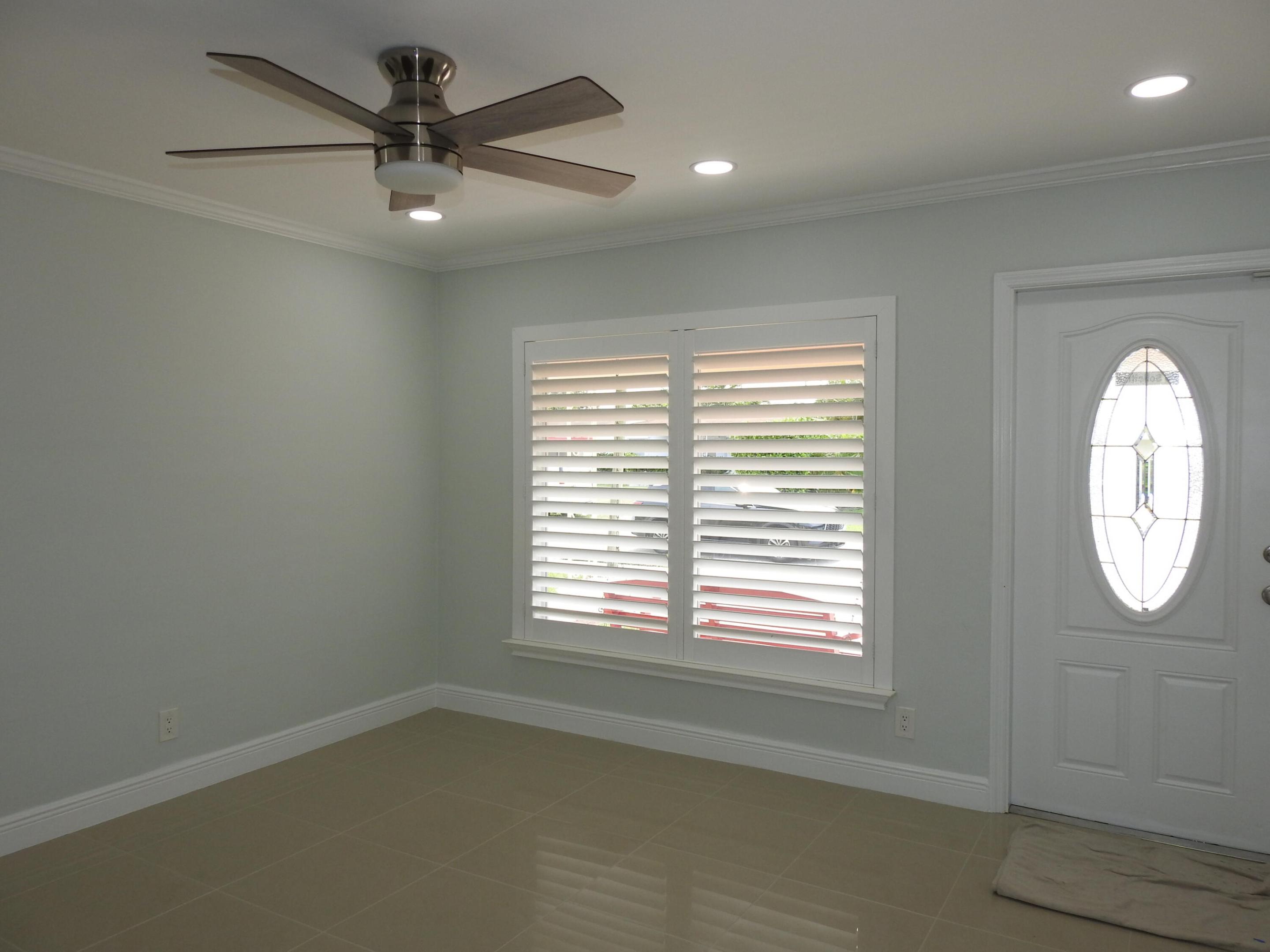 NORTH ANDREWS TERRACE SECOND ADD - Residential Lease