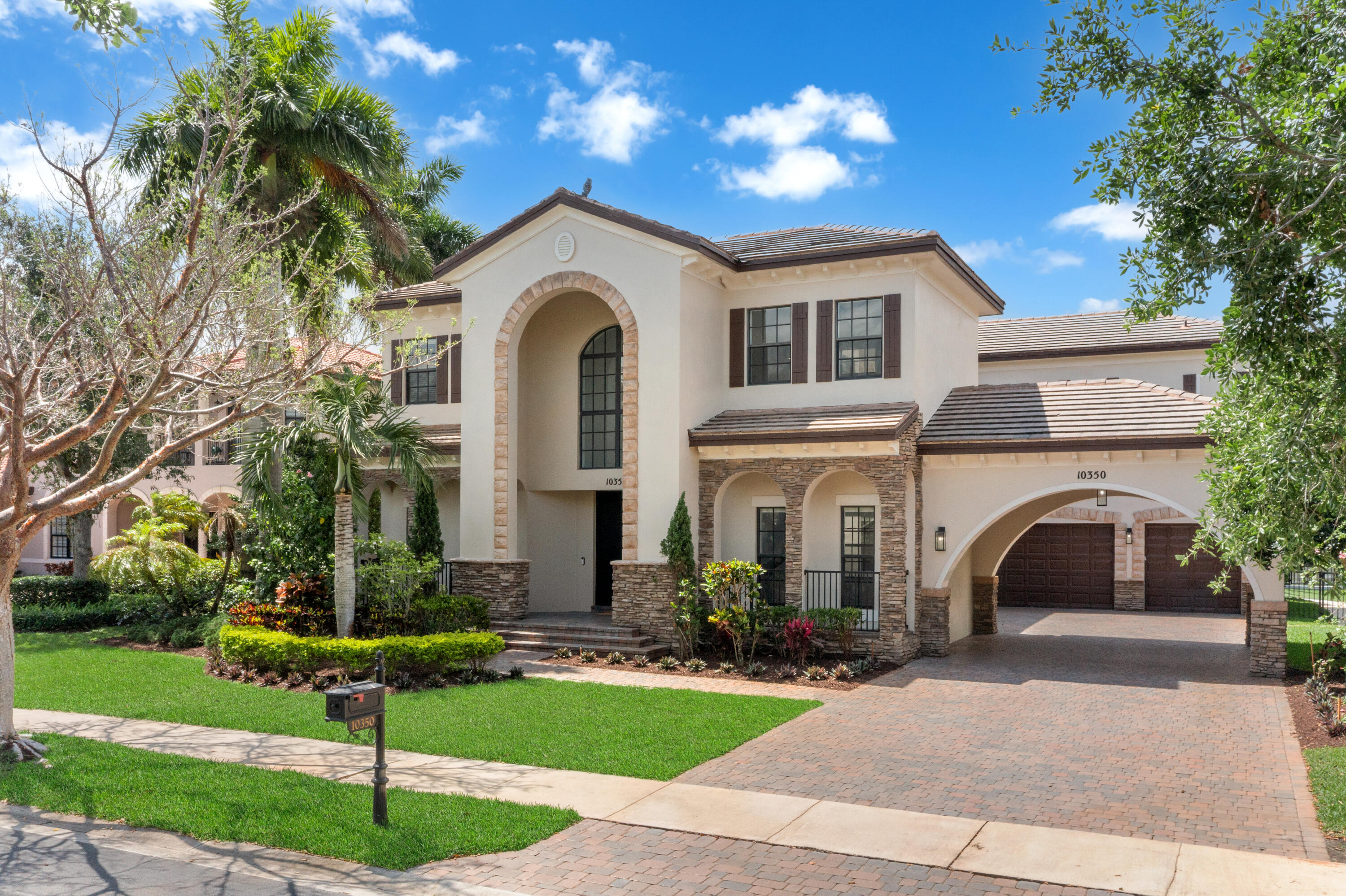 PARKLAND ESTATES 174 69 - Residential