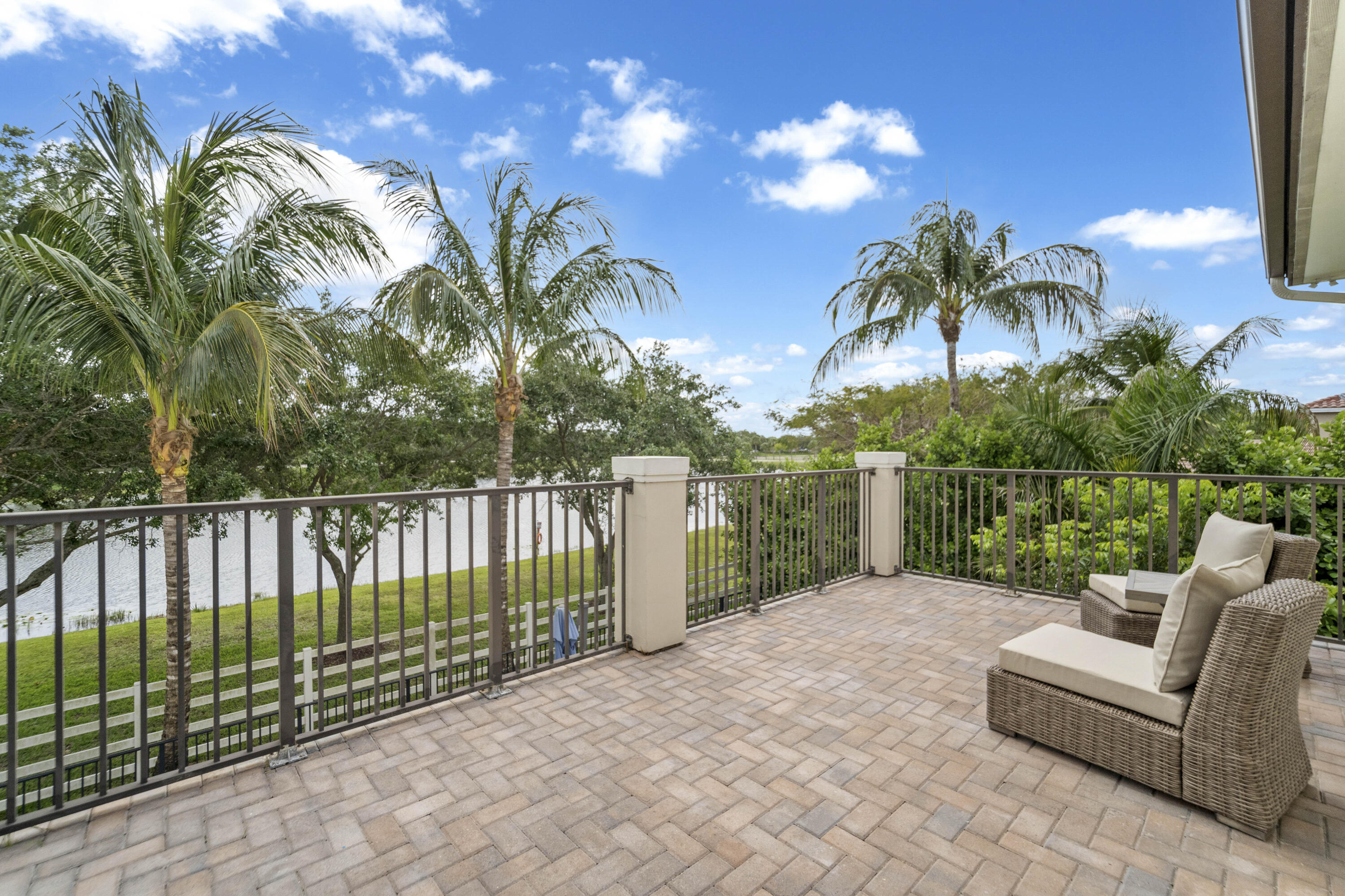 PARKLAND ESTATES 174 69 - Residential