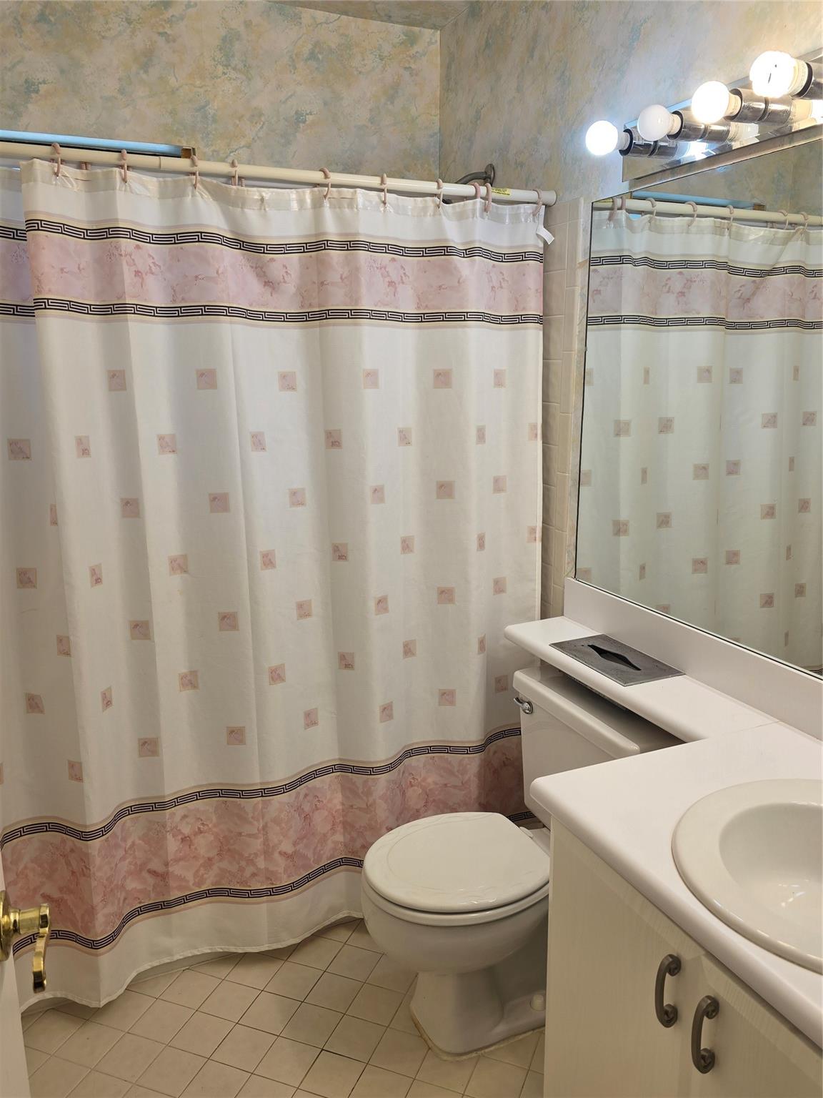 4049 N Carambola Cir 4049