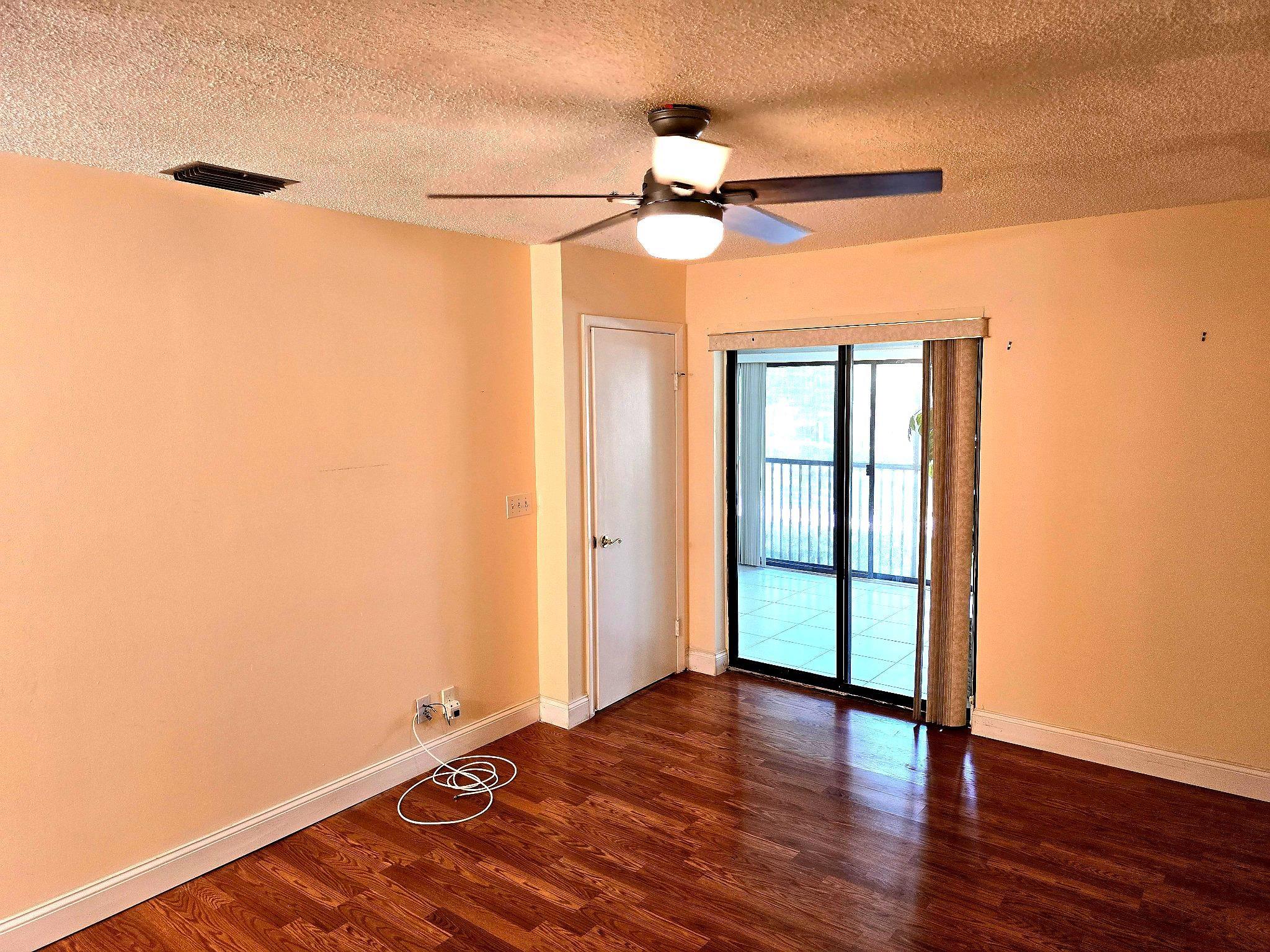 4049 N Carambola Cir 4049