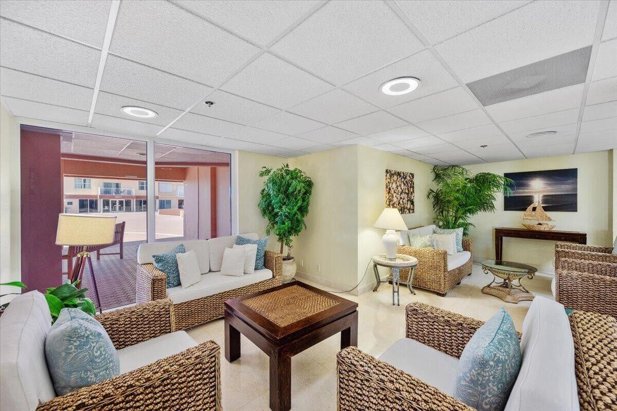 45 OCEAN CONDO - Residential