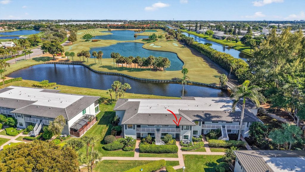 Photo of 23 Southport Lane, Unit D Ln, Boynton Beach, FL 33436 (MLS # R11164213)