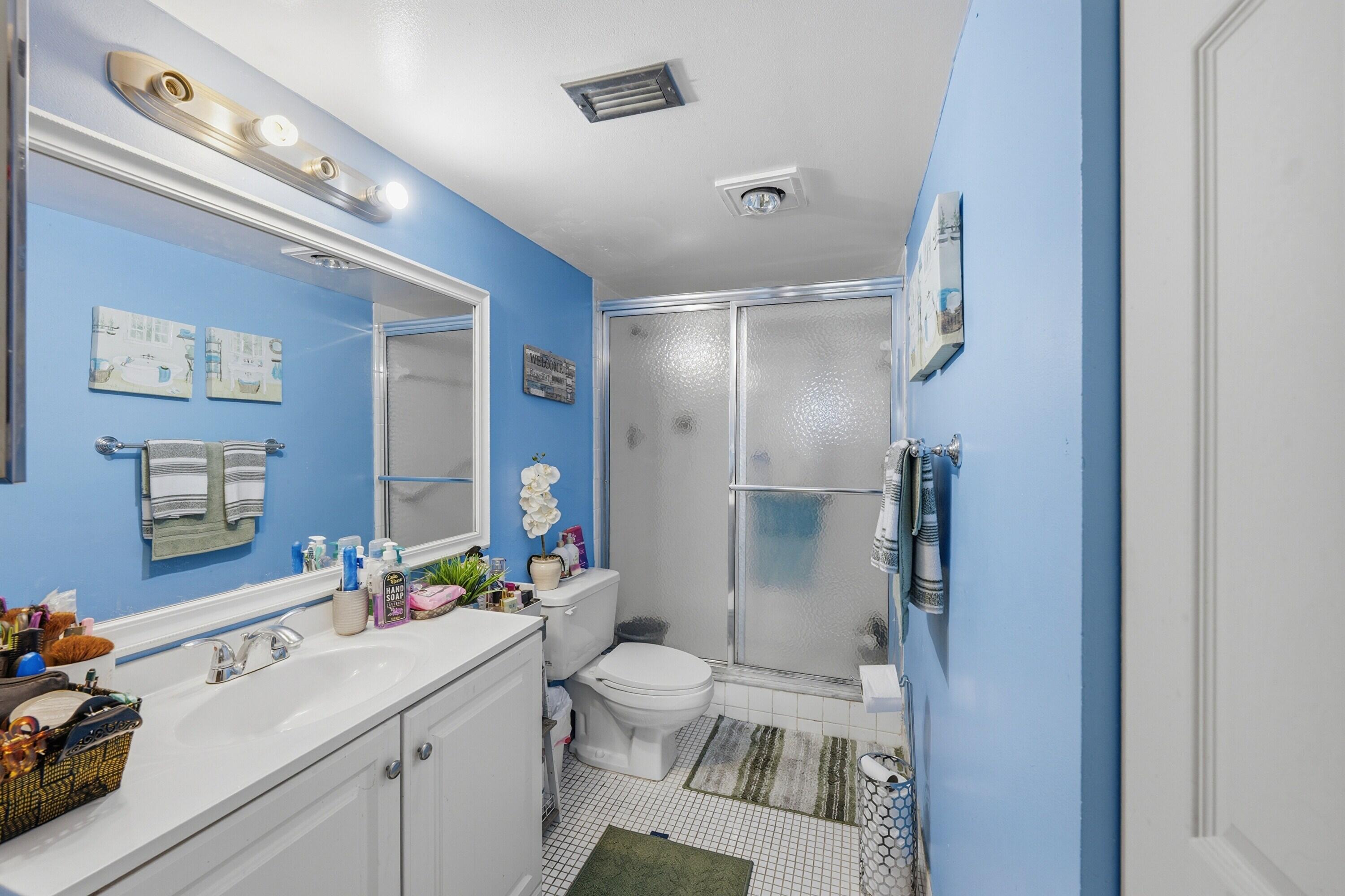 INVERWOOD CONDO - Residential