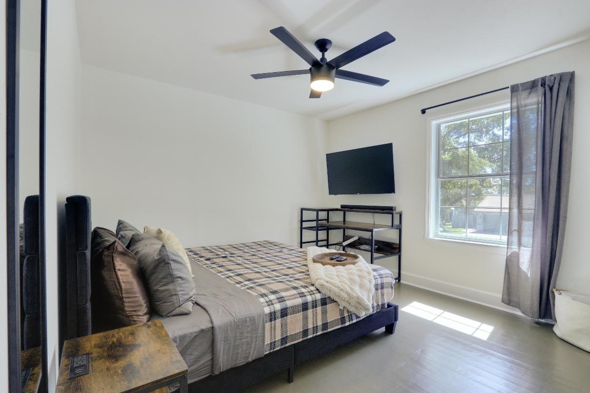 LAKE CLARKE TERR - Residential