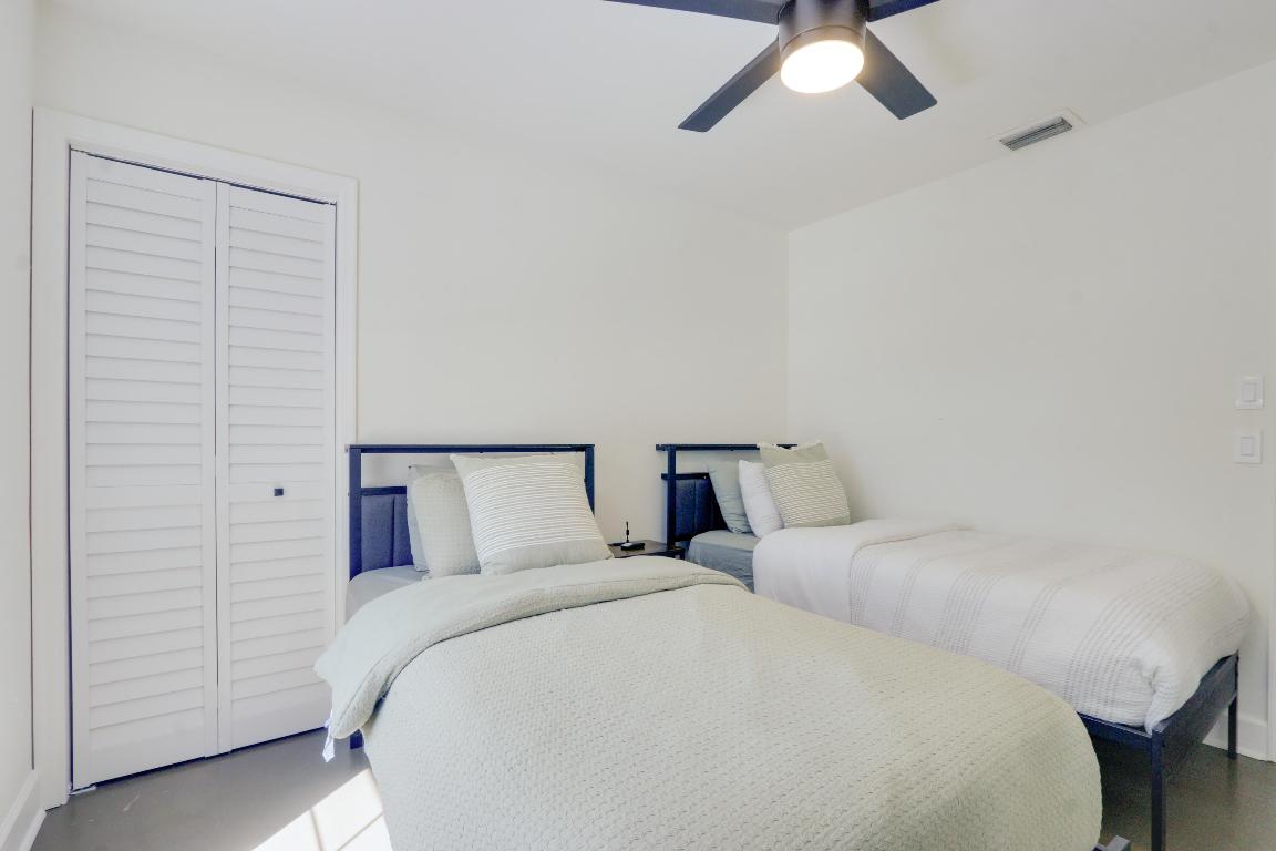 LAKE CLARKE TERR - Residential