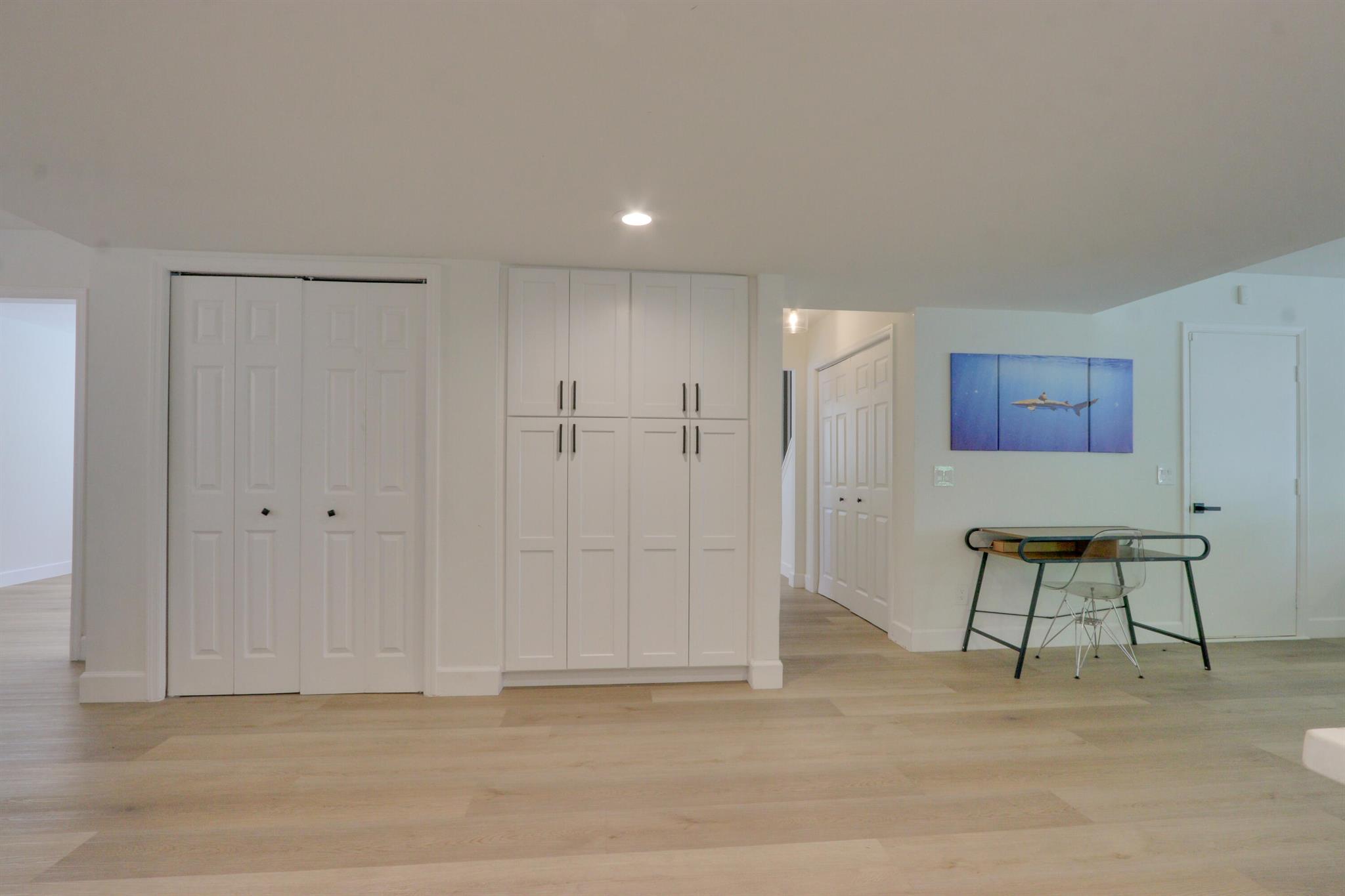 LAKE CLARKE TERR - Residential