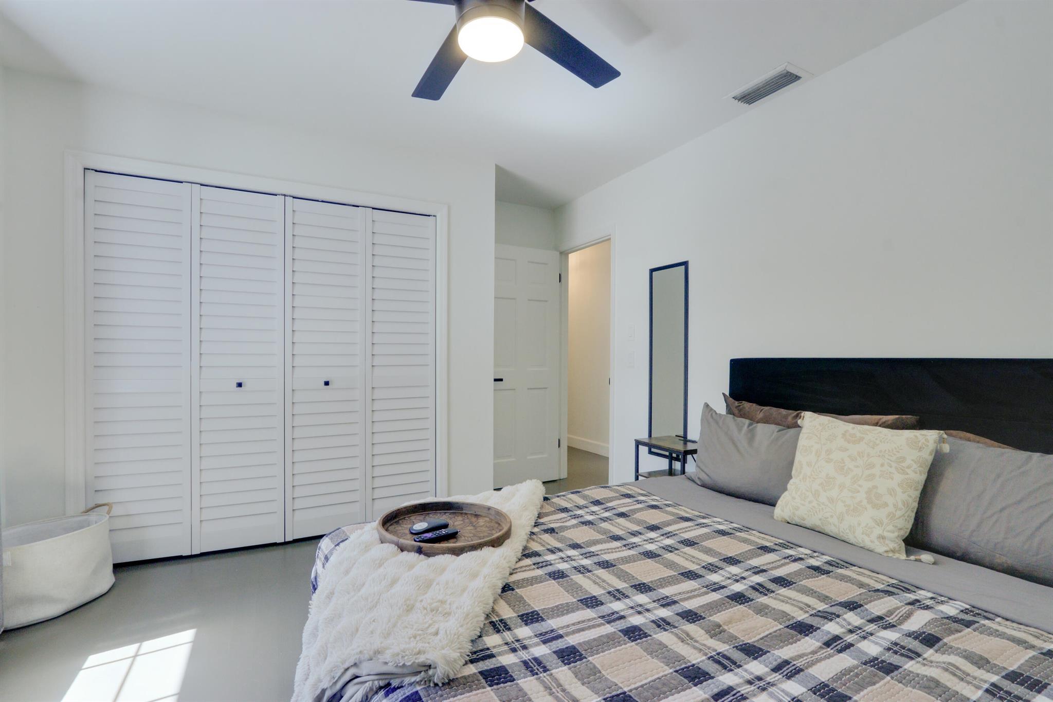 LAKE CLARKE TERR - Residential