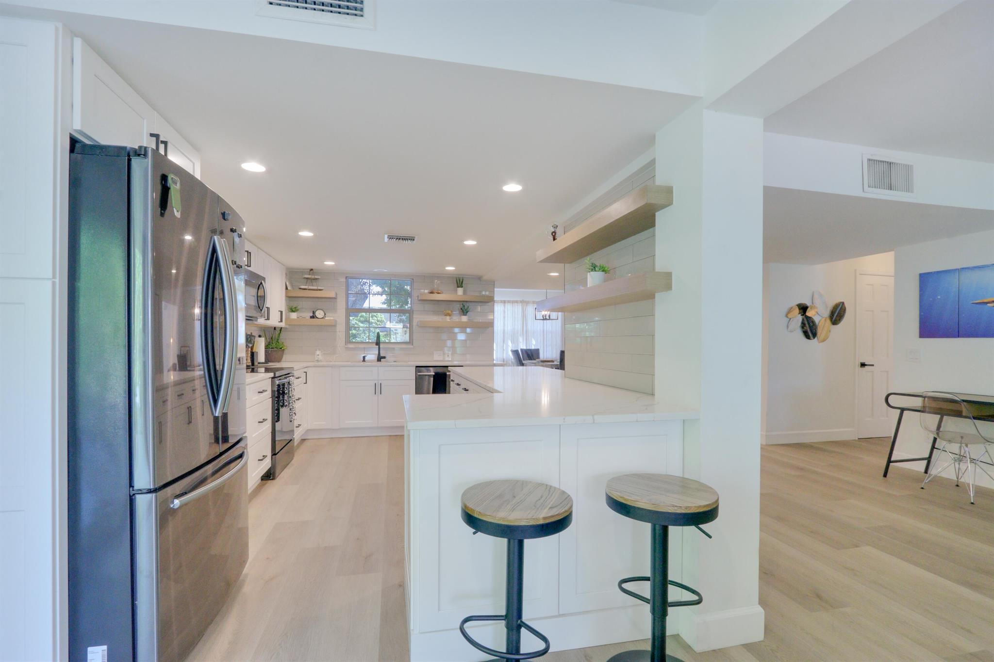 LAKE CLARKE TERR - Residential