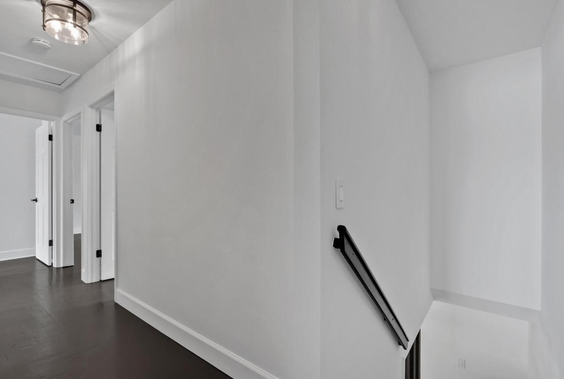 LAKE CLARKE TERR - Residential