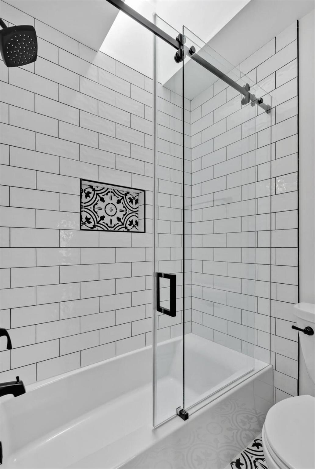 LAKE CLARKE TERR - Residential