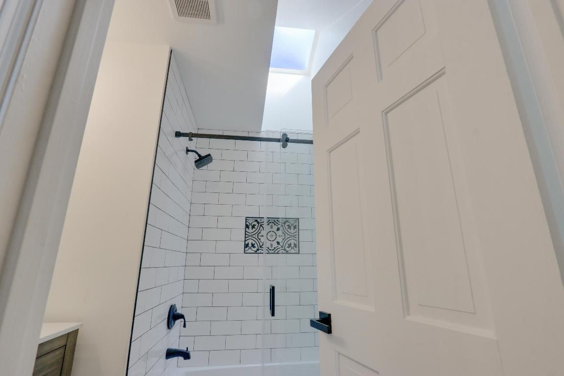 LAKE CLARKE TERR - Residential