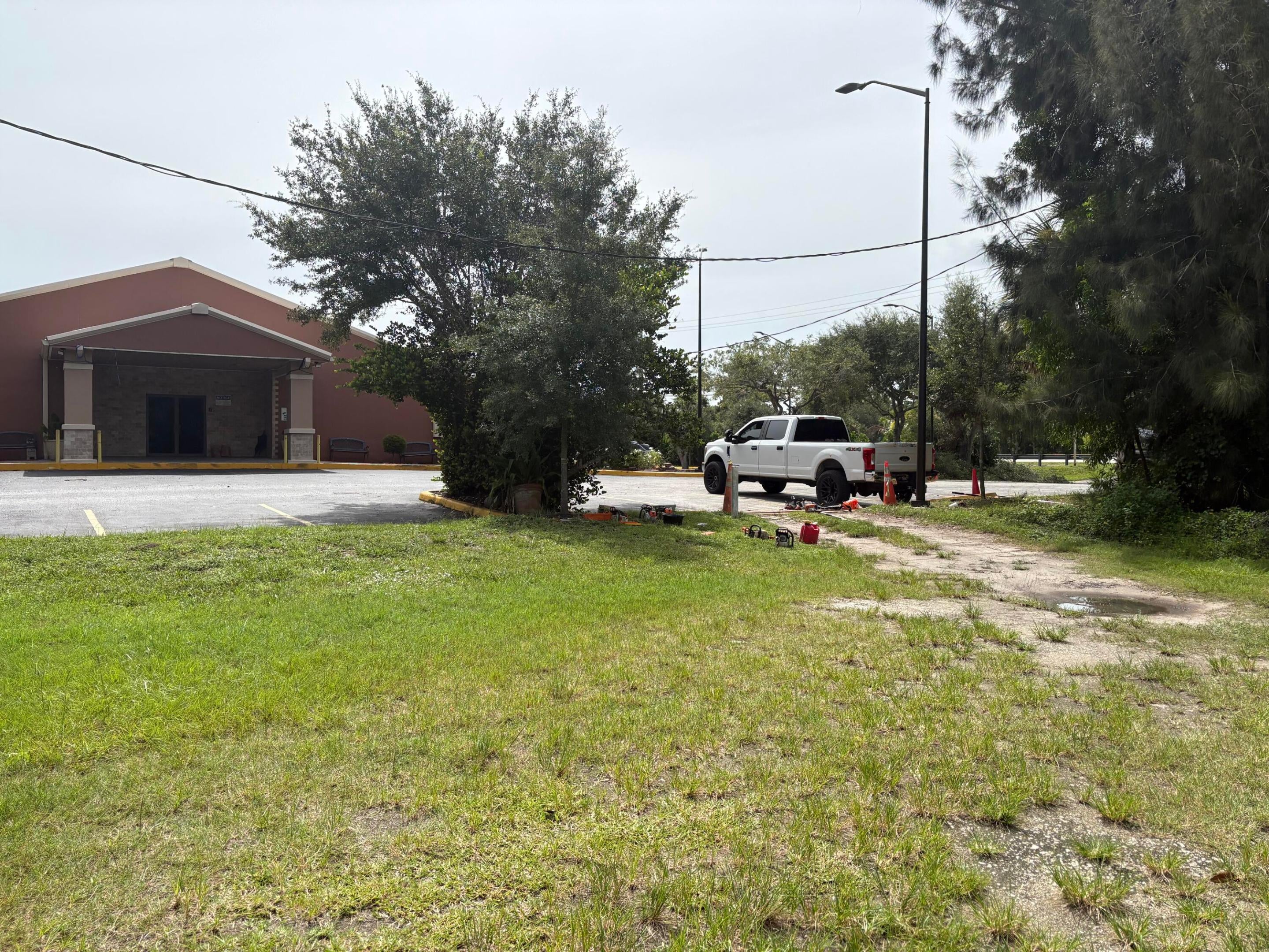 001226 W Indiantown Road W