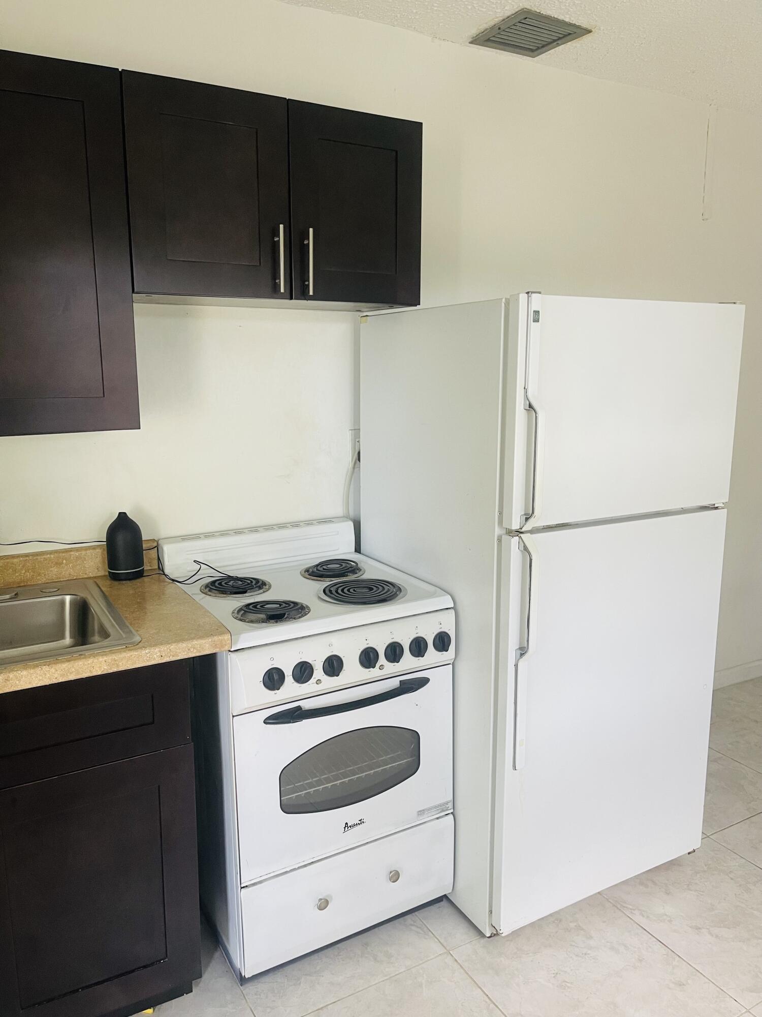 SUNRISE GOLF VILLAGE SEC 24 - Residential