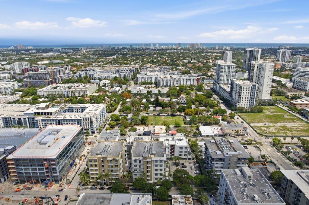 AVENUE LOFTS CONDO ONE - Residential