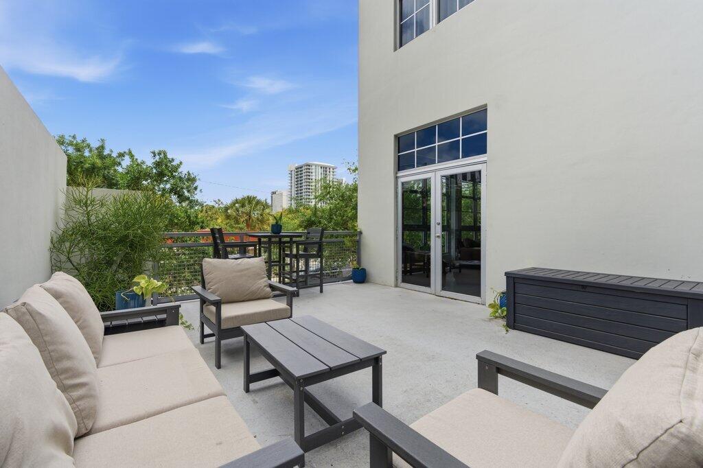 AVENUE LOFTS CONDO ONE - Residential