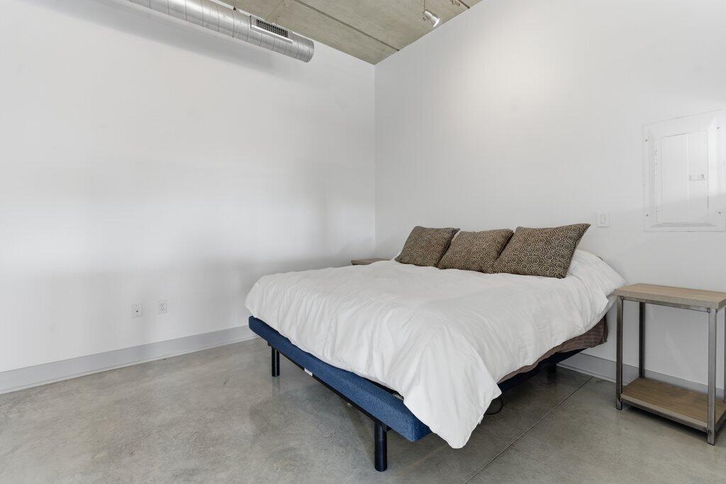 AVENUE LOFTS CONDO ONE - Residential