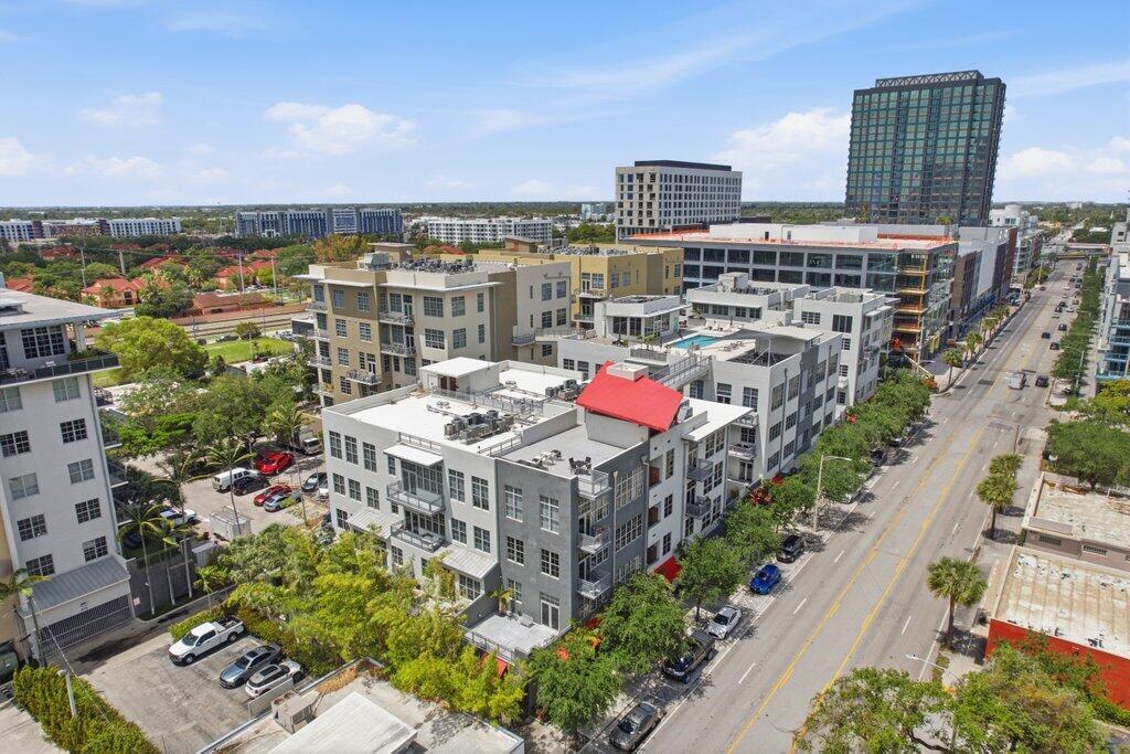 AVENUE LOFTS CONDO ONE - Residential