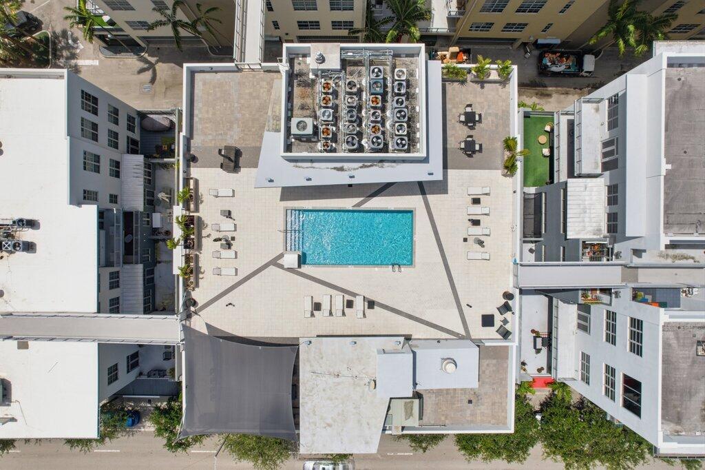 AVENUE LOFTS CONDO ONE - Residential