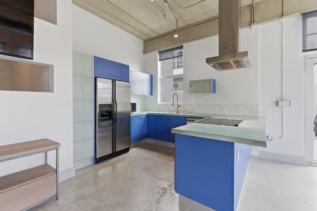 AVENUE LOFTS CONDO ONE - Residential