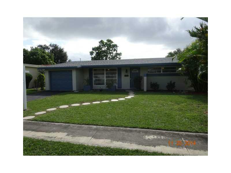 BEAUTIFULLY UPDATED HOME. FINISHING TOUCHES ARE BEING MADE TO IT NOW - OWNER IS LOOKING FOR OFFERS! BRAND NEW - ROOF, ELECTRIC PANELS, KITCHEN, FLOORING, BATHROOM VANITIES. A/C SYSTEM WAS RECENTLY SERVICED. MATCHING GRANITE AND WOOD CABINETS IN KITCHEN AN D BATHS. A 3RD BEDROOM CAN BE ADDED. OPEN KITCHEN WITH HIGH HATS AND BAR AREA FOR STOOLS. BRAND NEW MATCHING NO FINGER PRINT STAINLESS APPLIANCES. NICE LED CIELING FANS THROUGHOUT. LARGE MANGO TREE. SPACIOUS BACK YARD. INCLUDES A WATER SOFTNER SYSTEM