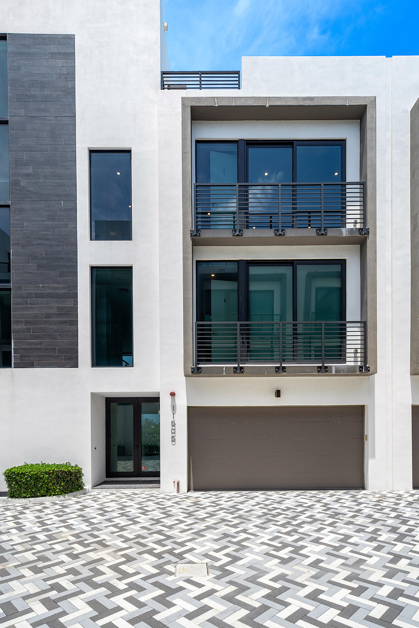 Gulf Stream Views - Residential
