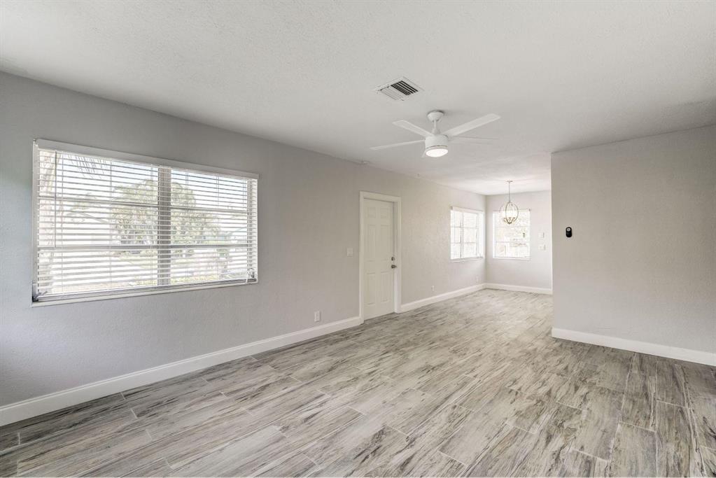 JUPITER RIVER ESTS ADD IN - Residential