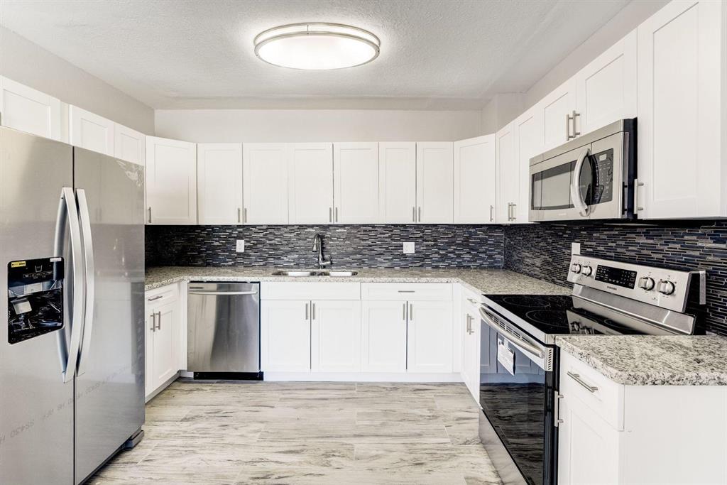 JUPITER RIVER ESTS ADD IN - Residential