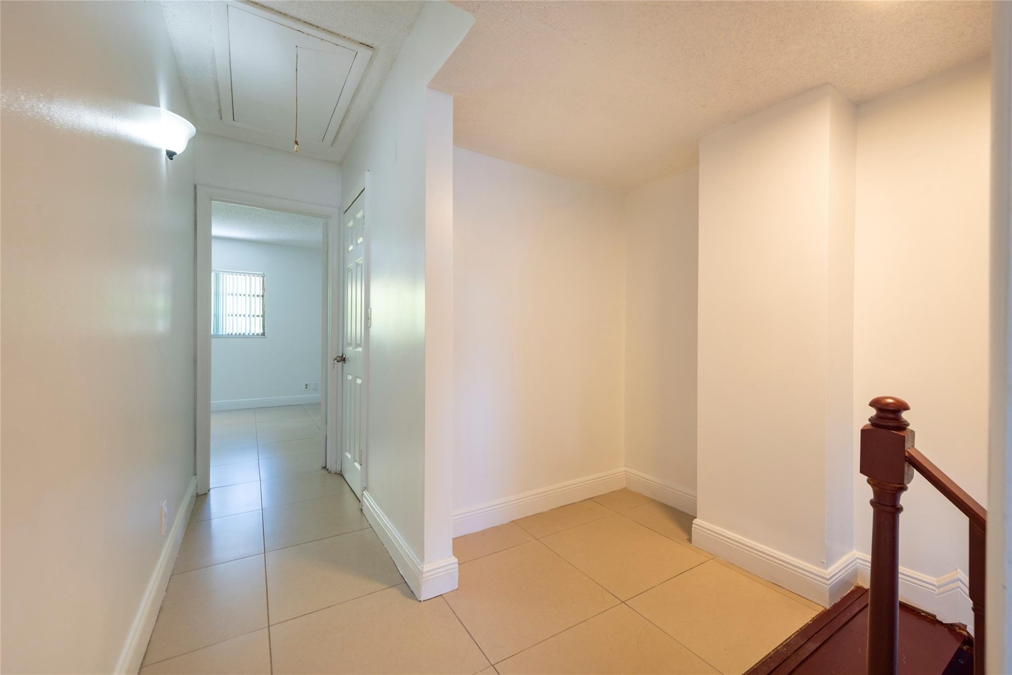 Center Court Condo Apts - Residential Lease