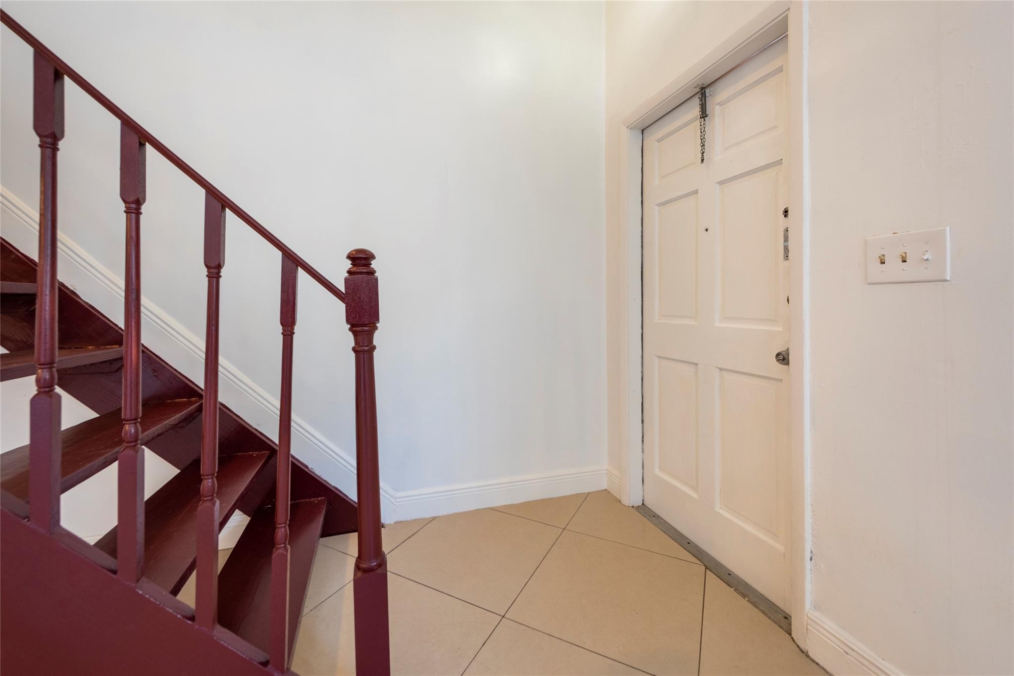 Center Court Condo Apts - Residential Lease