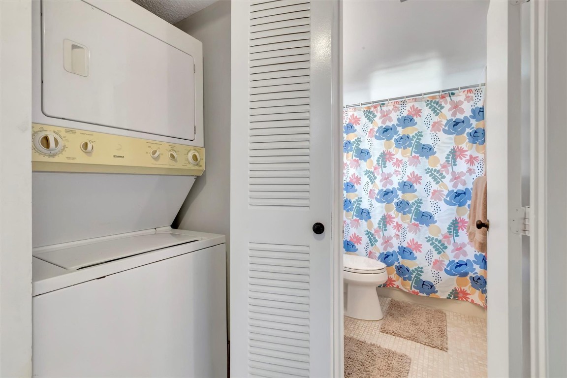 CYPRESS BEND CONDO III - Residential