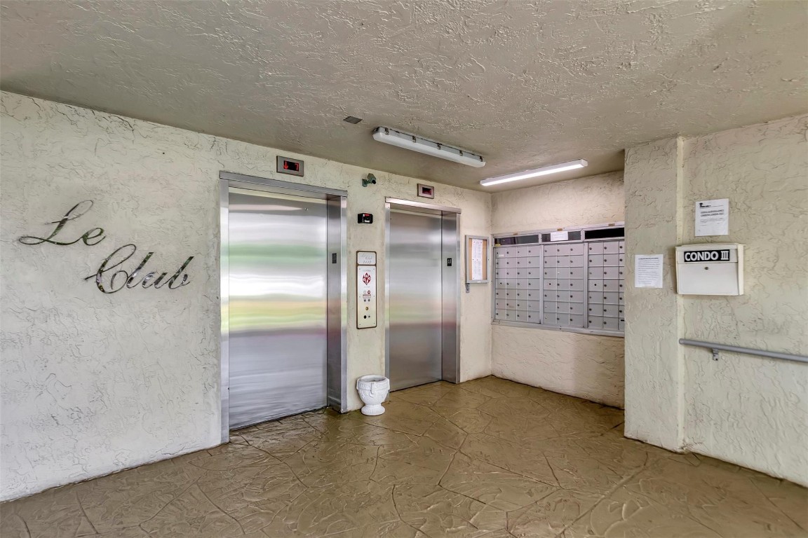 CYPRESS BEND CONDO III - Residential