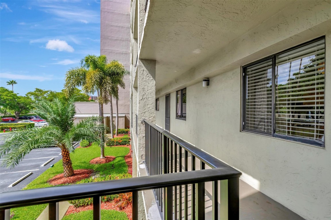 CYPRESS BEND CONDO III - Residential