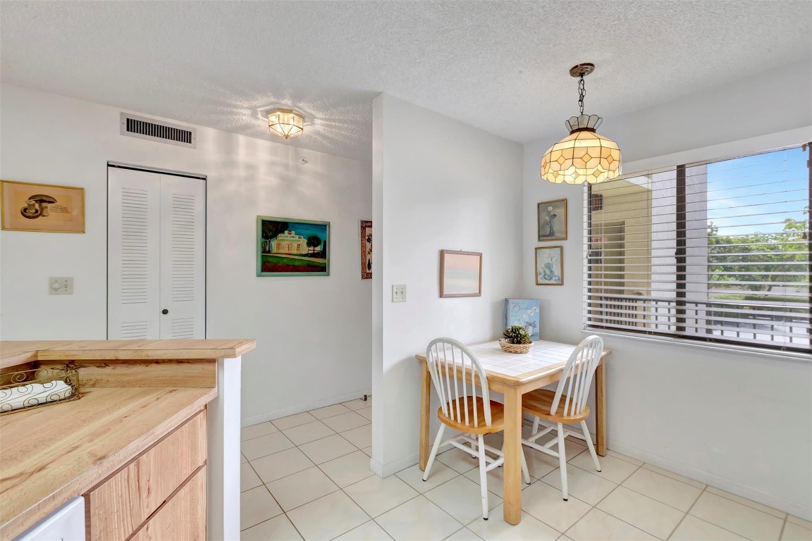 CYPRESS BEND CONDO III - Residential
