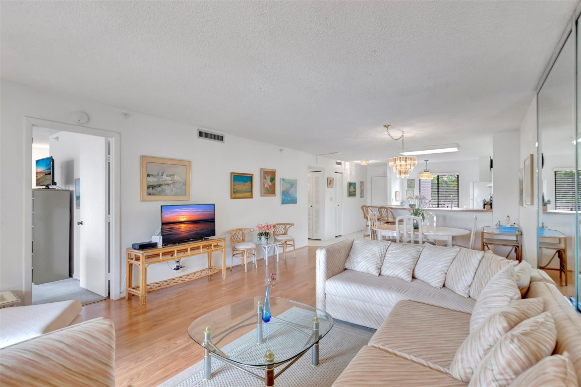 CYPRESS BEND CONDO III - Residential
