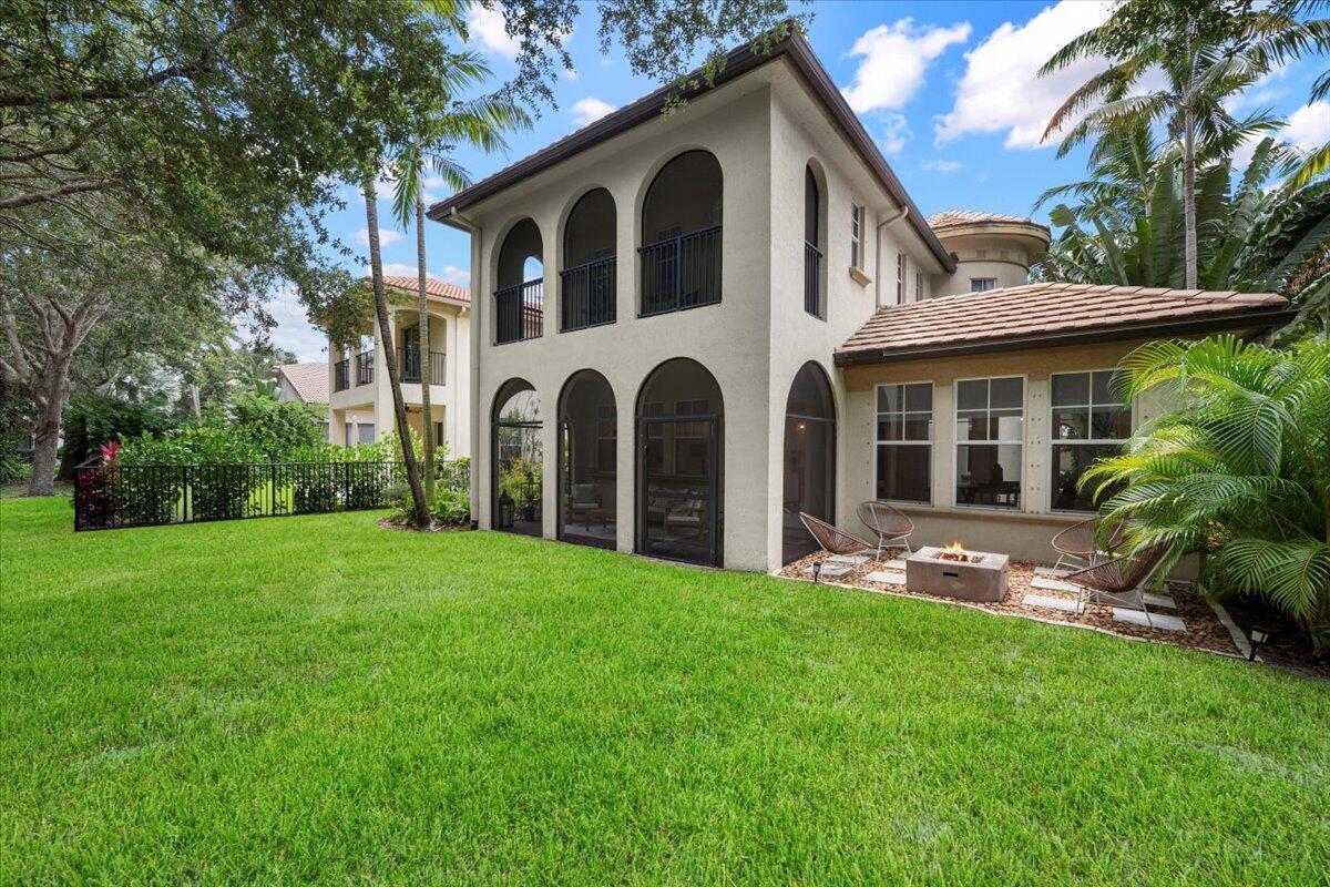 866 Taft Court