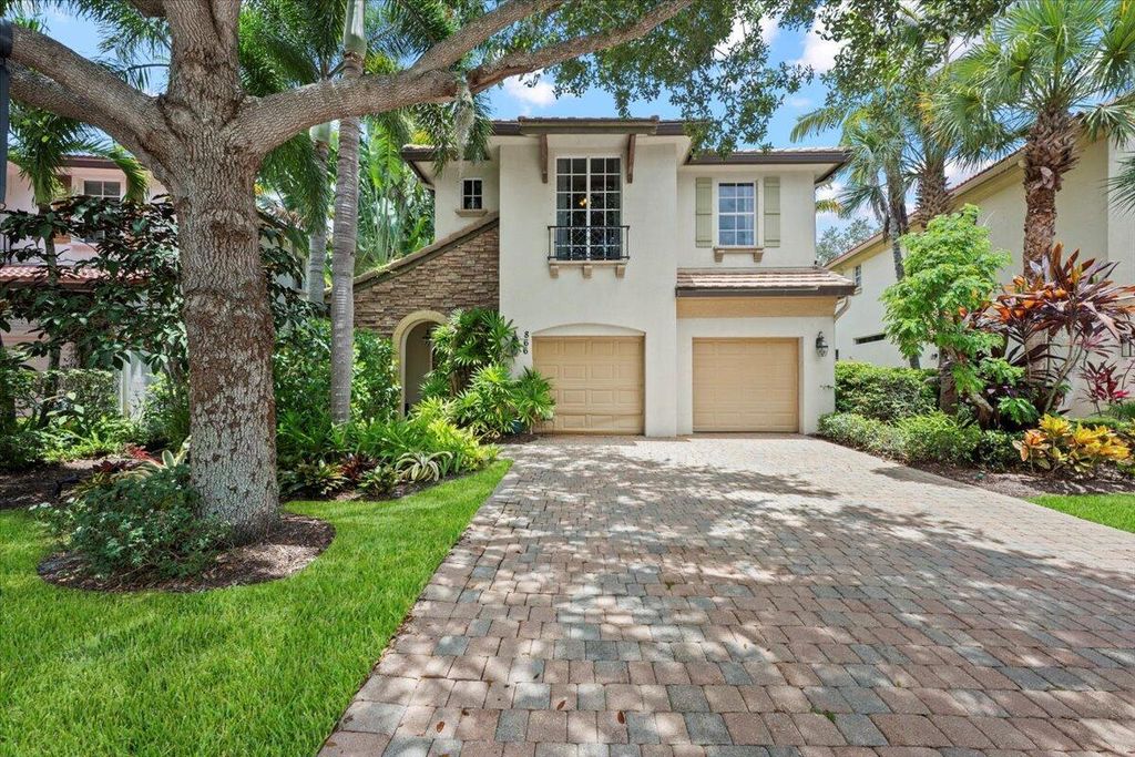 Photo of 866 Taft Court, Palm Beach Gardens, FL 33410 (MLS # R11102959)