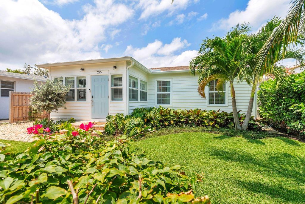 Photo of 225 Greymon Drive, West Palm Beach, FL 33405 (MLS # R10990731)