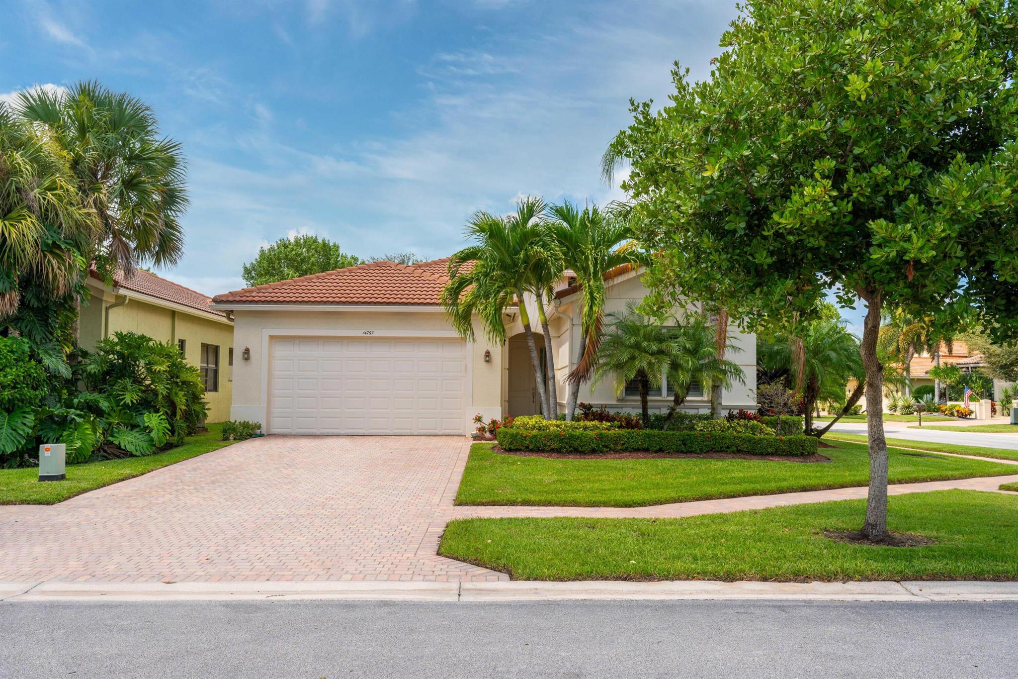 TIVOLI ISLES PUD / FOUR SEASONS - Residential